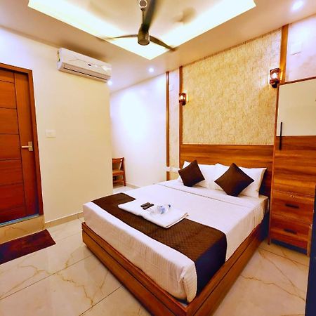 Hotel Apsara Residency Perintalmanna Zewnętrze zdjęcie