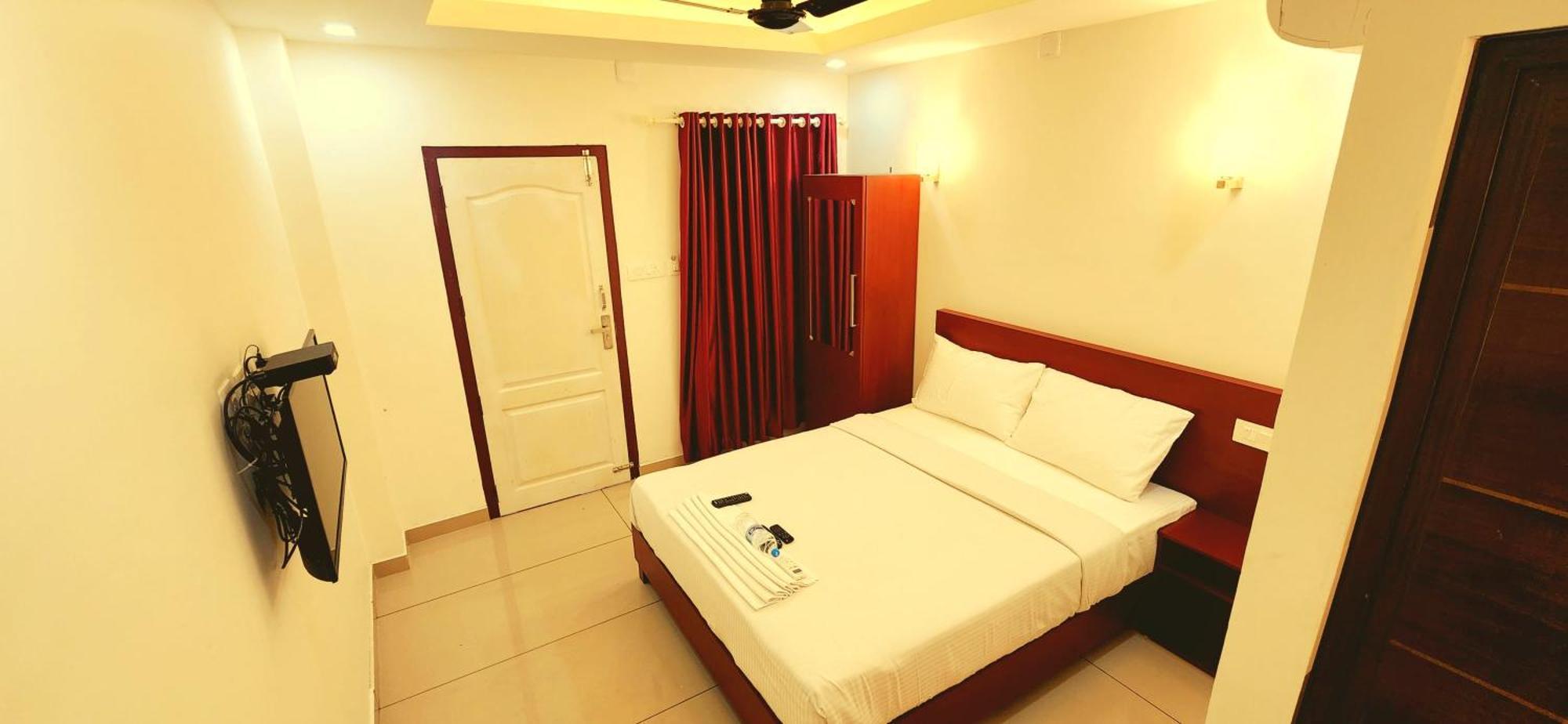 Hotel Apsara Residency Perintalmanna Zewnętrze zdjęcie