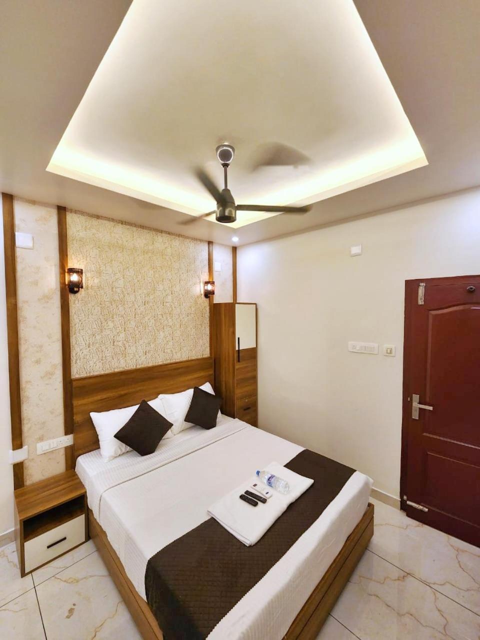 Hotel Apsara Residency Perintalmanna Zewnętrze zdjęcie